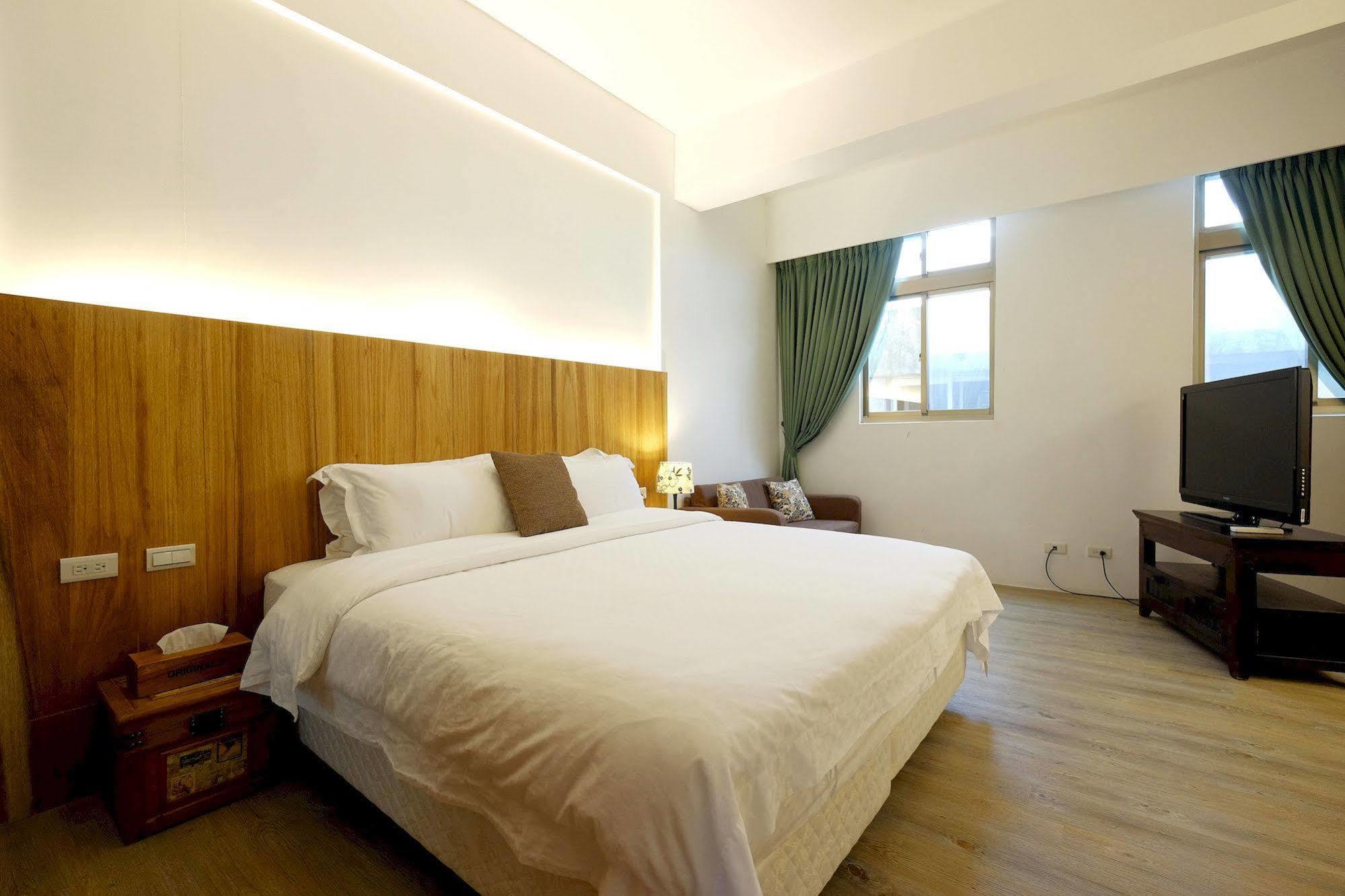 Shire Homestay Luodong Extérieur photo