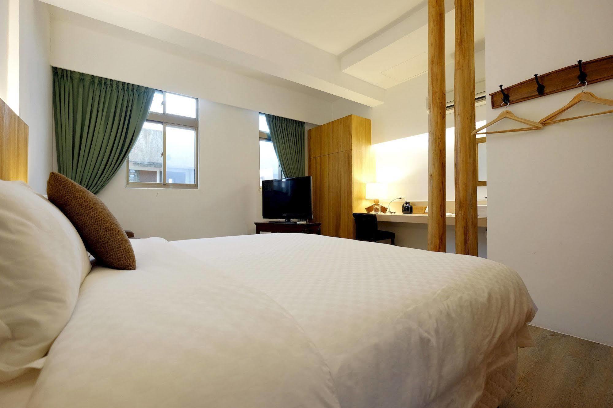 Shire Homestay Luodong Extérieur photo